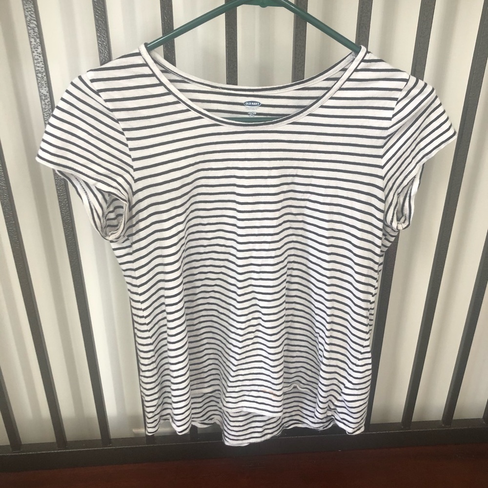 *Cute girls t shit ($4 or free w/ 2 items)